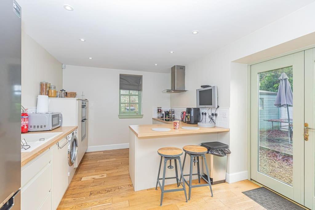 The Gate House - 3 Bed & Parking Villa Edinburg Exteriör bild