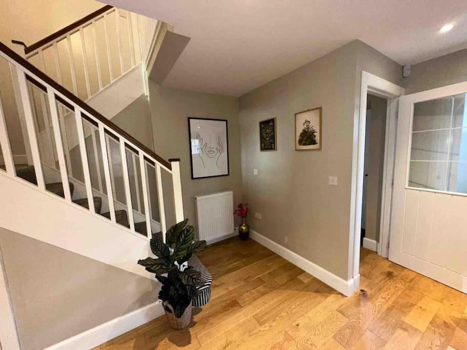 The Gate House - 3 Bed & Parking Villa Edinburg Exteriör bild